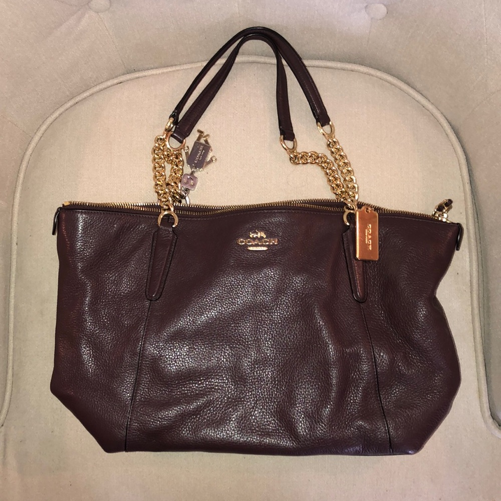 Womens Coach purse